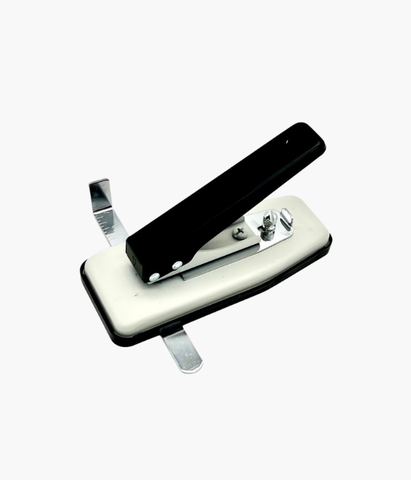 เครื่องเจาะรูบัตร Warrior Slot Punch 3 in 1 รุ่น 33051